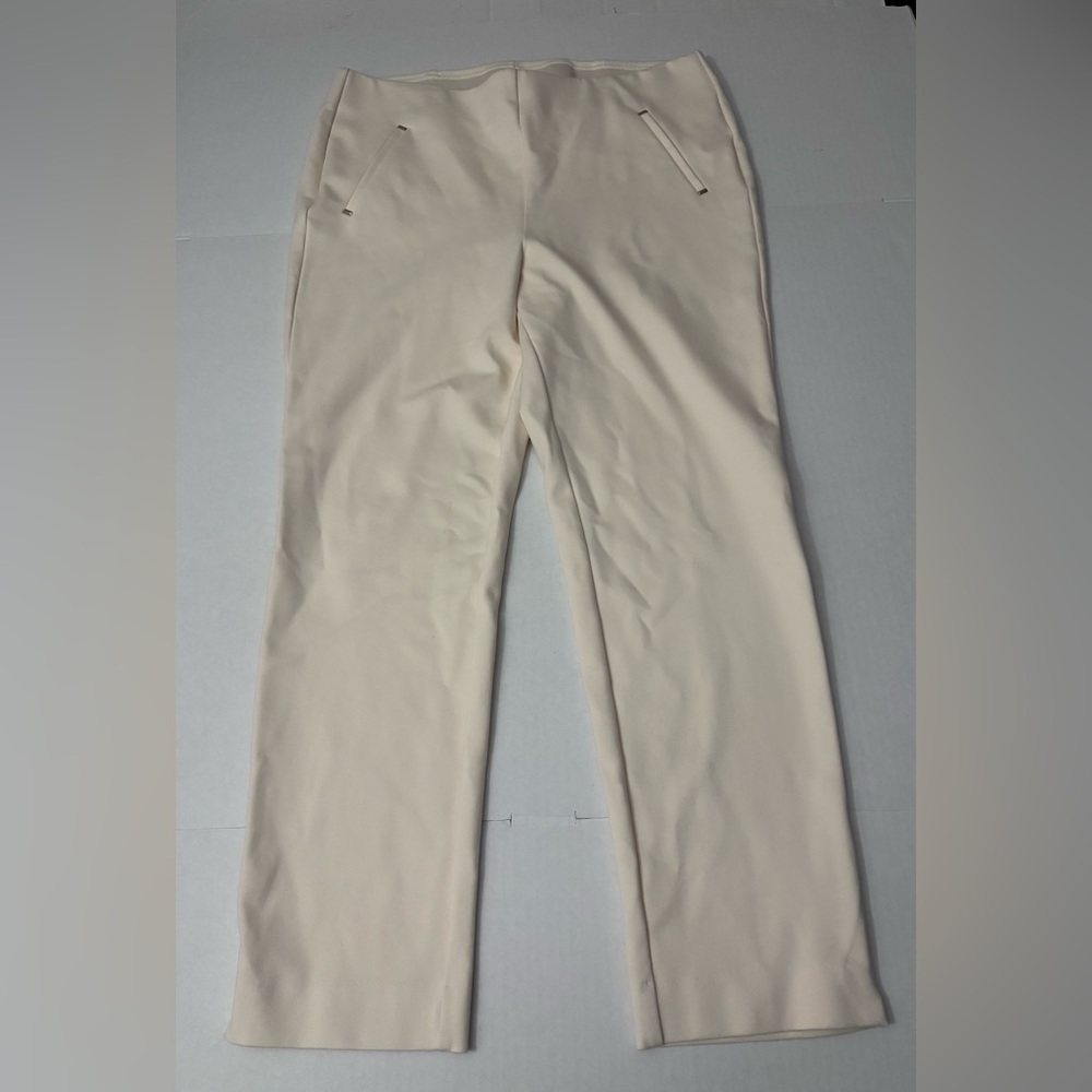 Chicos Juliet Pants Women’s Size 12 inseam 27” high rise